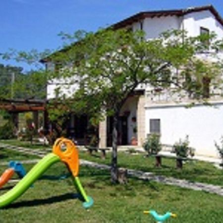 Agriturismo Il Portico Penne Luaran gambar